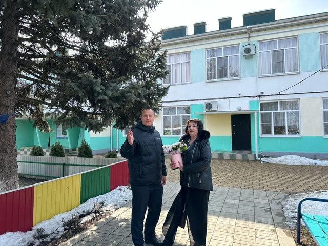 Исполняющий обязанности главы Новотитаровского сельского поселения Семен Васильченко посетил БДОУ МО Динской район 