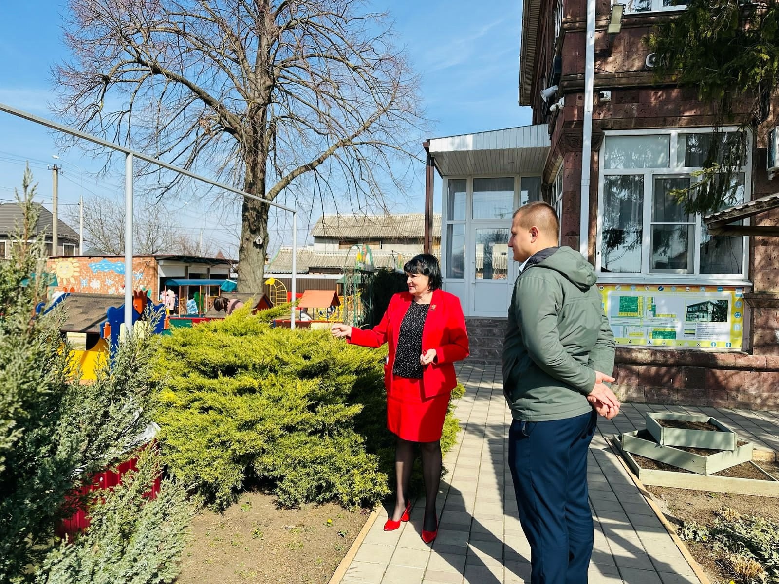 Исполняющий обязанности главы Новотитаровского сельского поселения Семен Васильченко посетил БДОУ МО Динской район 