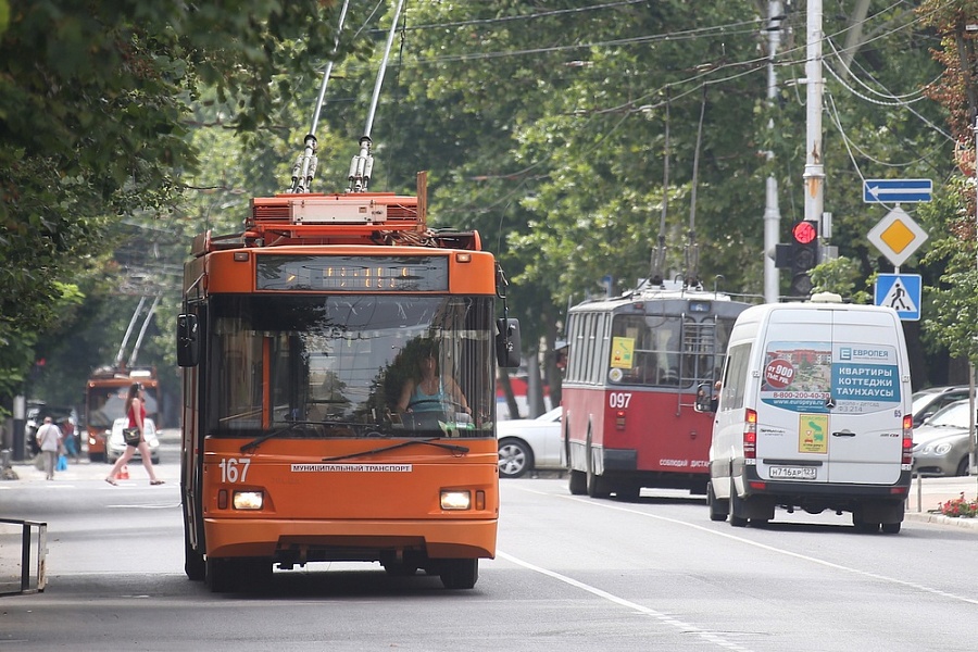 В крае ужесточен контроль соблюдения масочного режима в общественных местах и транспорте.