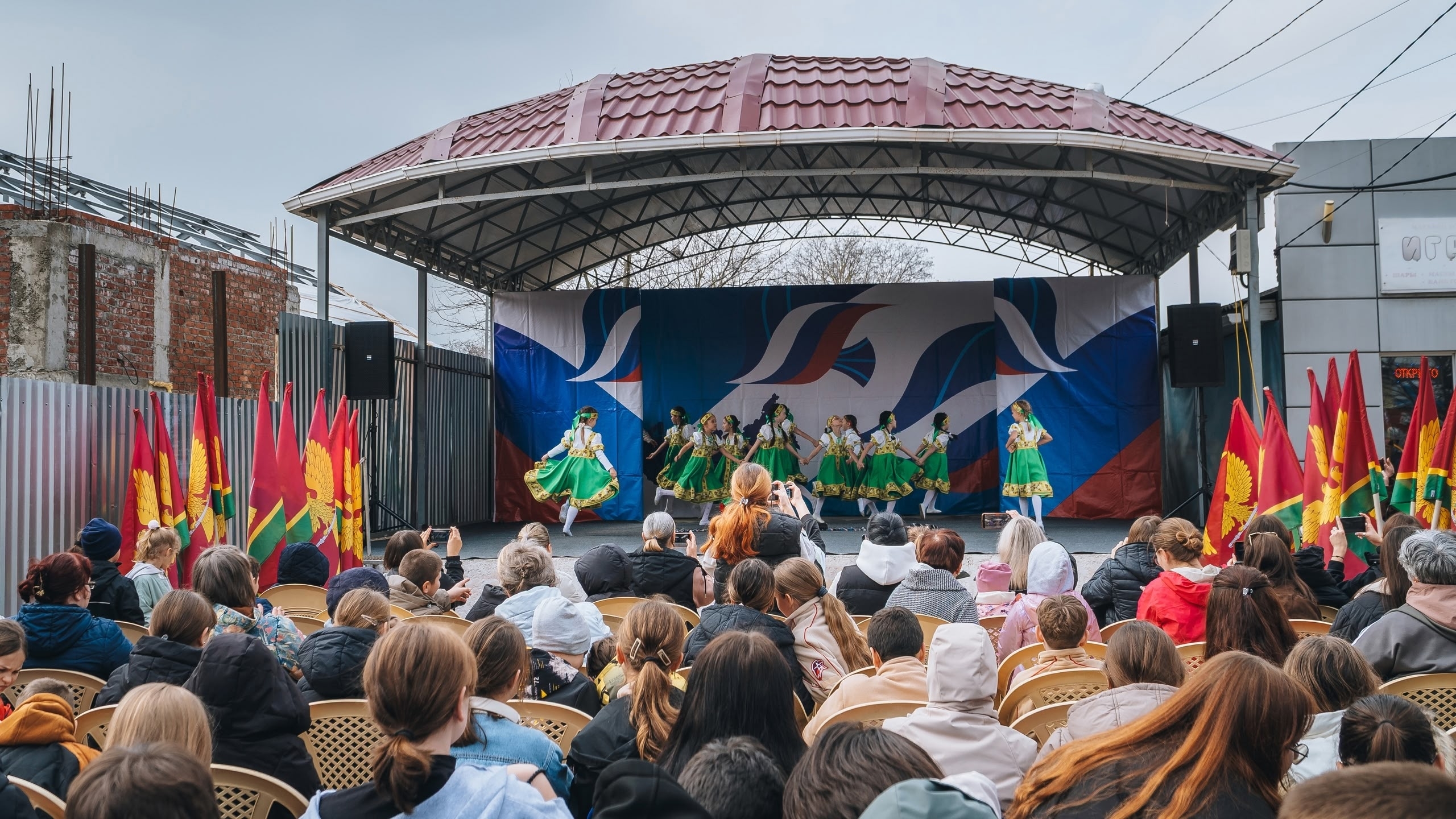 25 марта 2026 года на центральной площади прошло торжественное мероприятие, посвящённое Дню работника культуры!